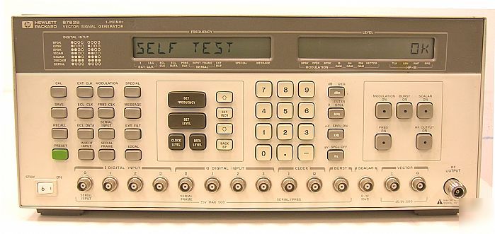 Hp - agilent - 8782B vector signal generator