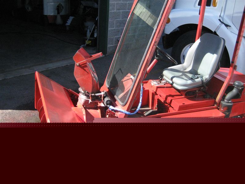 Toro groundmaster 220 snowblower & 60