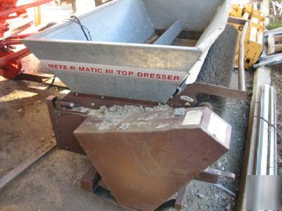 Turfco topdresser top dresser golf course sand sod