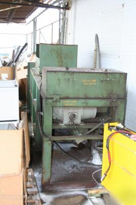 Hydraulic horizantal compactor baler recycling (maren?)