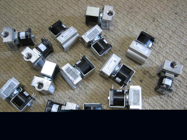 Invensys fjt-09 120V 5W commercial solenoid valves
