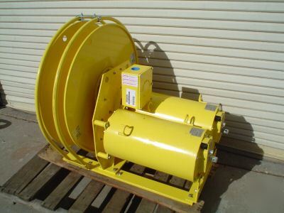 Aero-motive electric cable reel series 2479 w/32