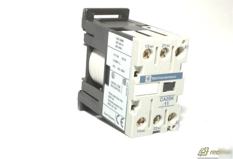 Telemecanique CA2SK11G7 CA2 SK11G7 auxiliary contactor