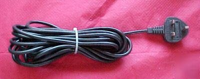 6 metres of heavy duty twin cable & fitted plug