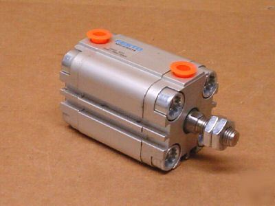 Festo advu-32-30-a-p-a compact cylinder - used