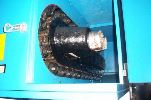 Matsuura ra-1G vertical machining center w/pallets