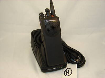 Motorola XTS3000 xts 3000 model i - uhf 403-470 - h