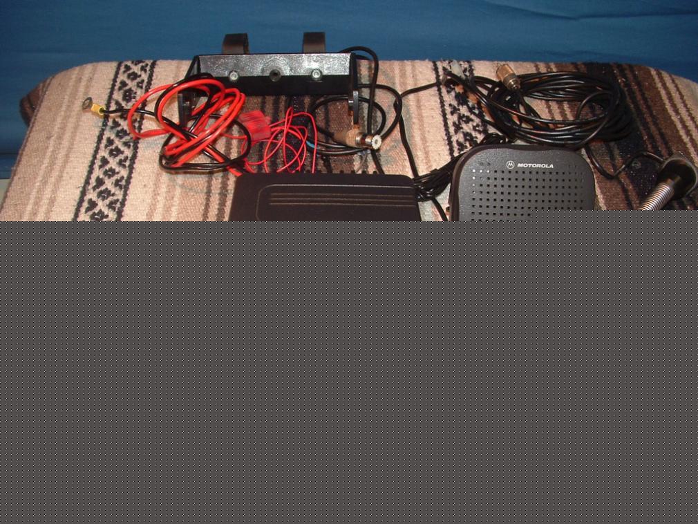Motorola MCS2000 mcs 2000 2 way mobile radio flashport