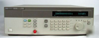 Agilent / hp 83711B sythesized signal generator