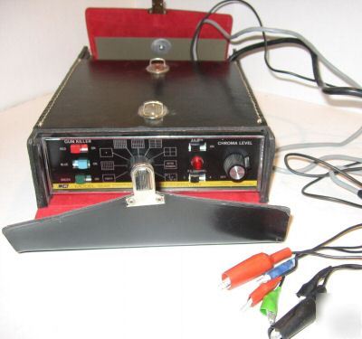 B&k 1246 digital ic color generator w case 4.5MHZ good