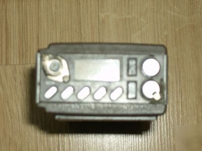Lot of 4 standrad 16 channel uhf radios