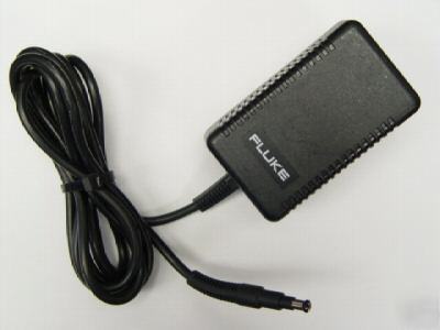 Fluke 124 industrial scopemeter 40MHZ - with extras