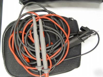 Fluke 124 industrial scopemeter 40MHZ - with extras