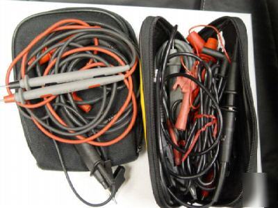 Fluke 124 industrial scopemeter 40MHZ - with extras