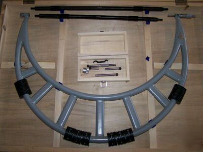 Spi model 13-503-8 inter anvil 20 - 24 inch micrometer