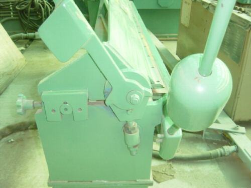 Tennsmith hand or pan break 8 ft wide 18 gauge capacity