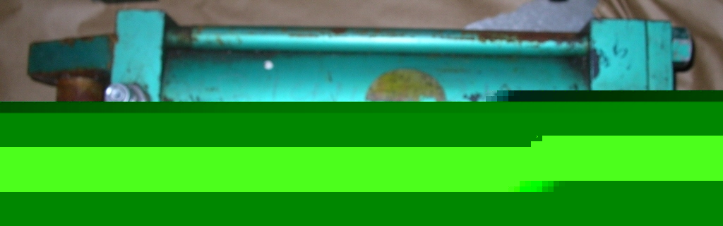 Hydrauliccylinder 5 1/2 bore x 12 stroke x 1.1/2 rod