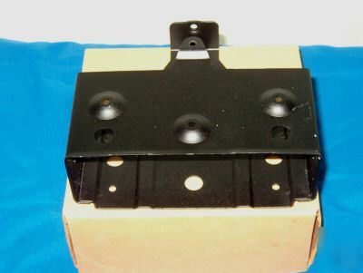 Motorola HLN9404 mounting bracket non locking
