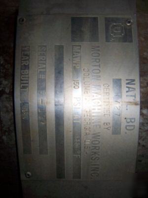 Price reduced 40 sq/ft, 316SS shell & tube exchanger