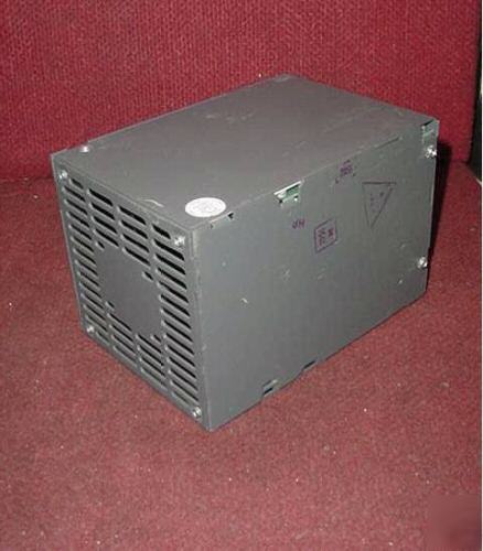 Lambda regulated power supply 120/220 vac to 28 vdc 