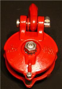 3 in snatch block red w/ bail WLL1 1/2 t rigging hoist