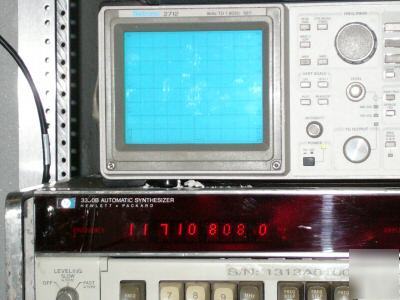 Frequency synthesizer - manual or fully program. (hp-ip