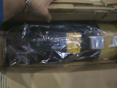 New fanuc servo motor yellow cap #448